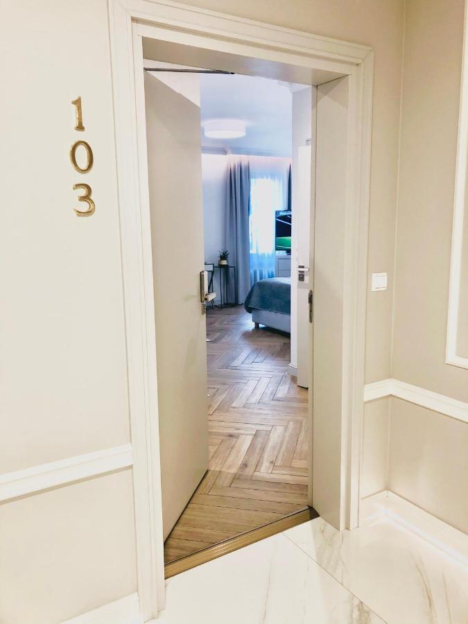 Luxury Apartments In Residence Maritime ミエンジズドロイェ エクステリア 写真