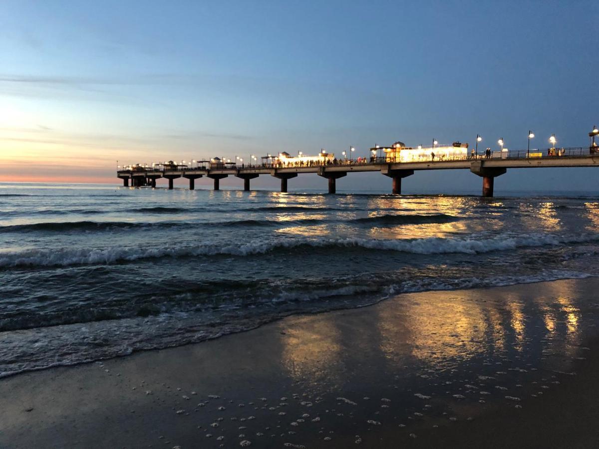 Luxury Apartments In Residence Maritime ミエンジズドロイェ エクステリア 写真