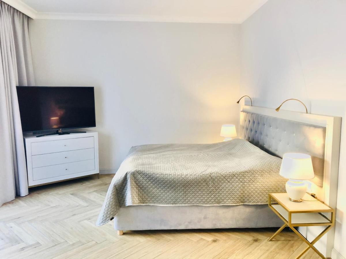 Luxury Apartments In Residence Maritime ミエンジズドロイェ エクステリア 写真